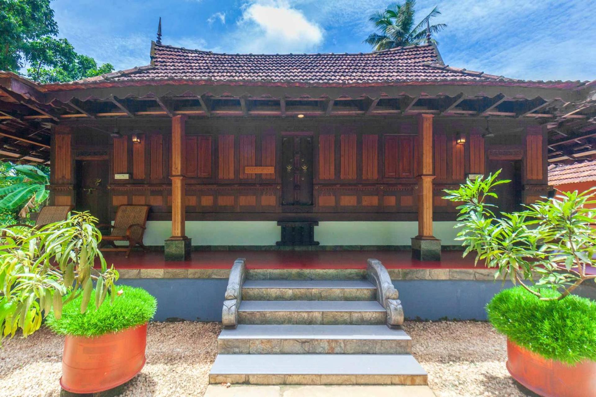 Stayvista At La Riva Heritage Villa With Bicycle Alappuzha Exterior foto